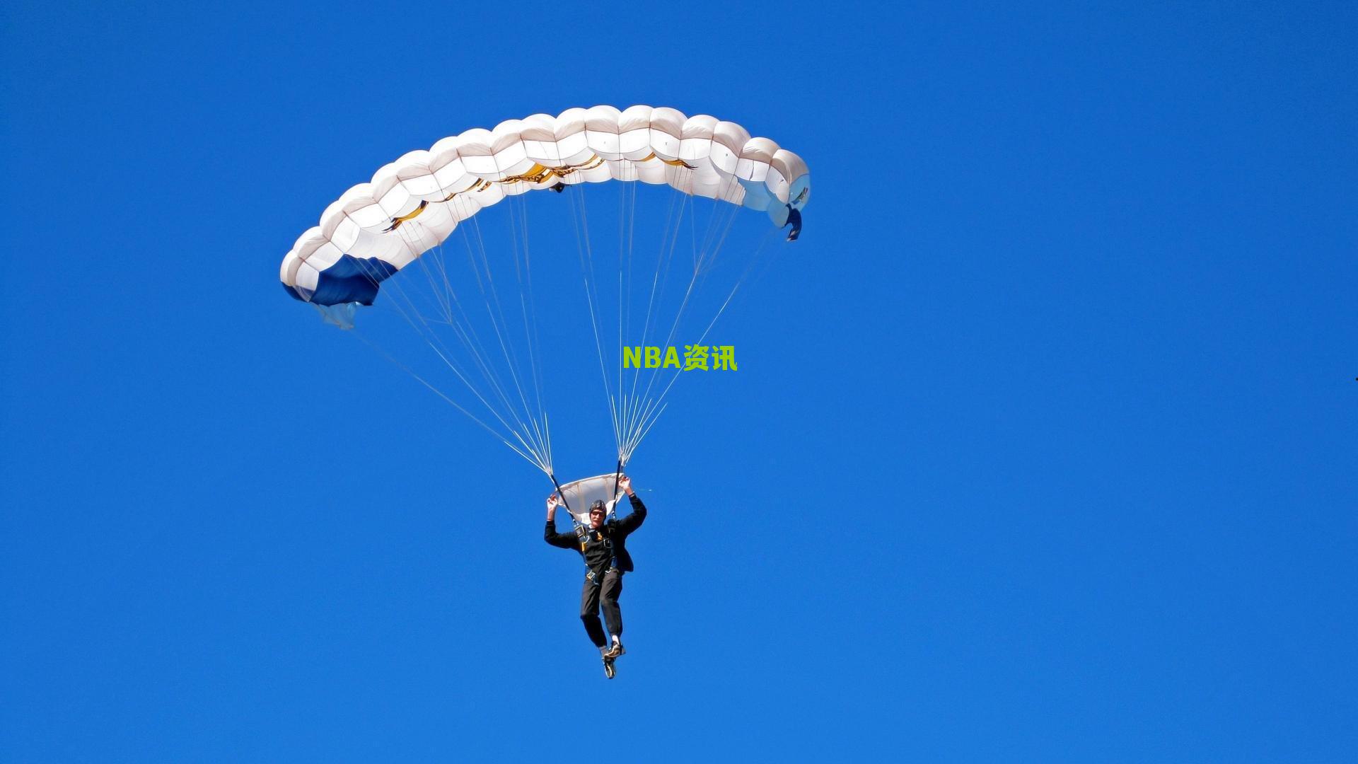 7月16日迈阿密国际引爆足坛,全球瞩目之下,球王梅西正式亮相新主场